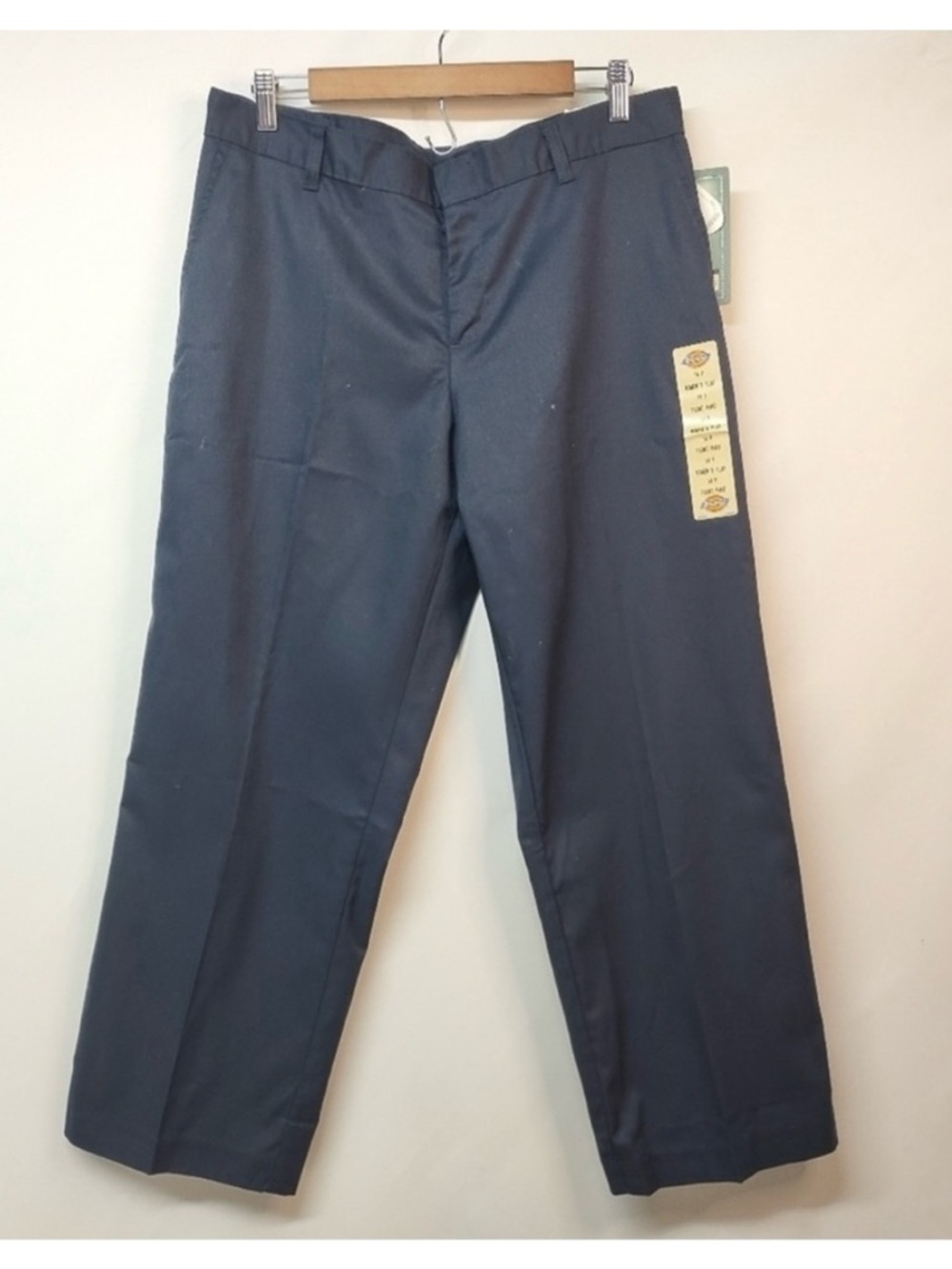 Dickies Women's Work Pants
Size 14P NWT